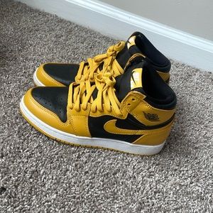 Air Nike Jordan 1 pollen size 7 great condition 10/10